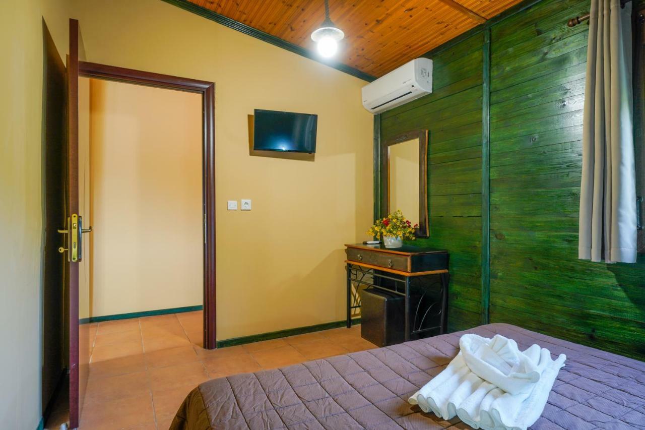 Platanes Apartments Skála Marión エクステリア 写真